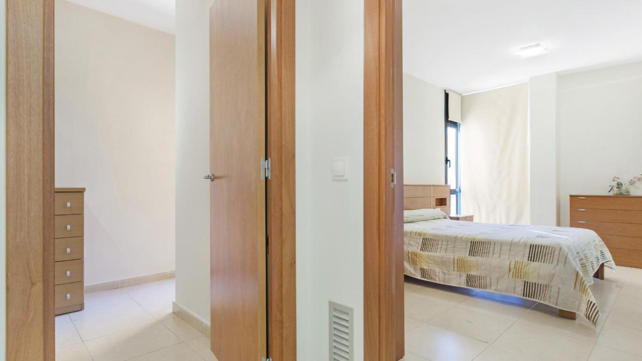 Apartamento 2 Santa Cris - *